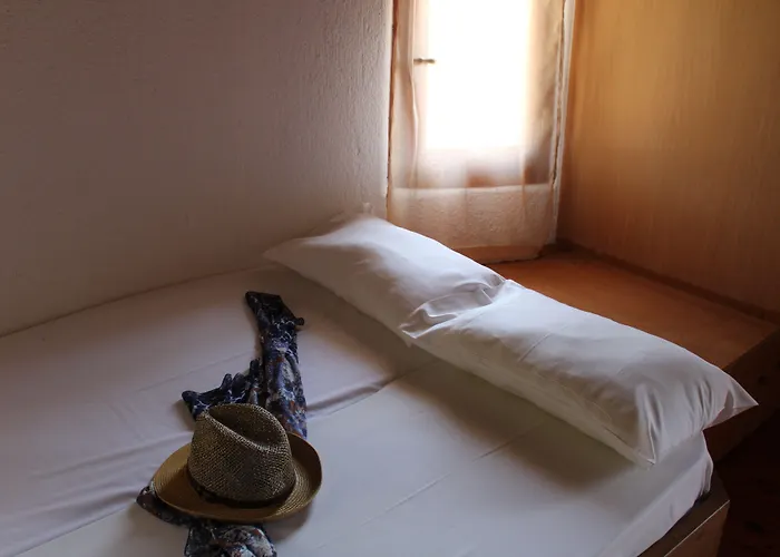 Oneira Trapezaki (Kefalonia)