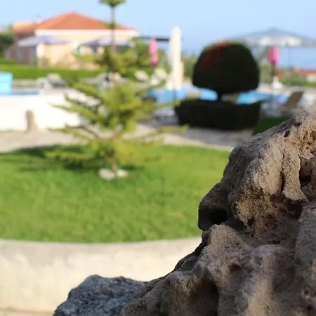 Oneira Trapezaki (Kefalonia)