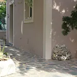 Oneira Vila